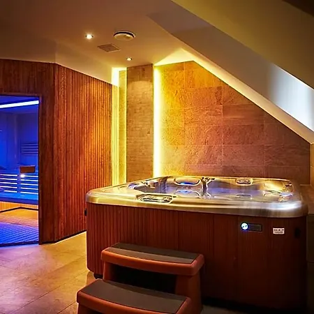 Parkhotel Lyson 4*