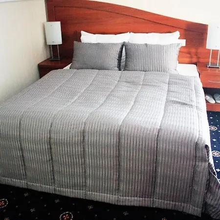 Ξενοδοχείο Parkhotel Lyson 4*