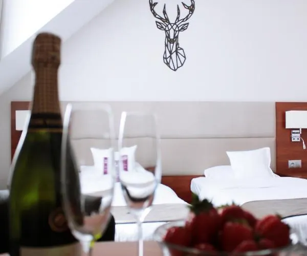 Parkhotel Lyson מלון אינוואלד