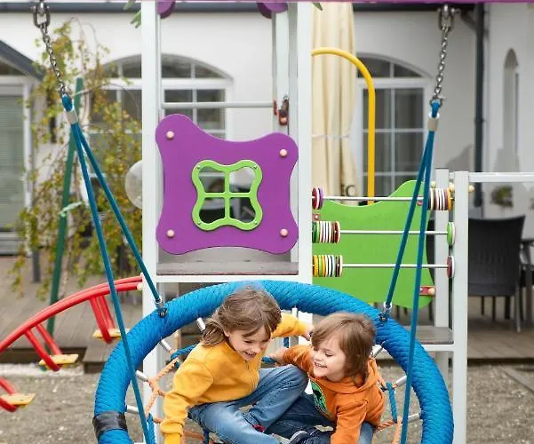 Parkhotel Lyson מלון