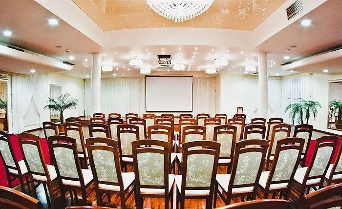 מלון Parkhotel Lyson