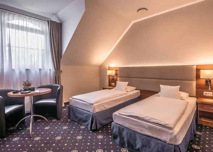 מלון Parkhotel Lyson