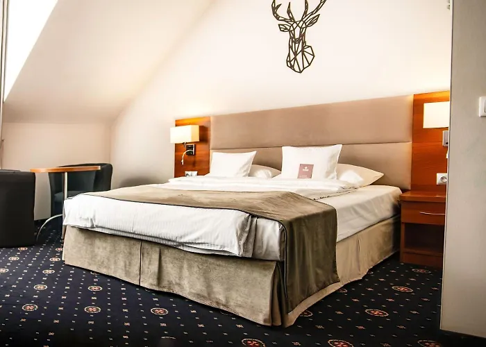 מלון Parkhotel Lyson 4*