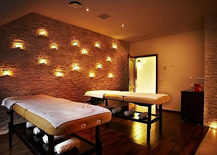 Parkhotel Lyson מלון