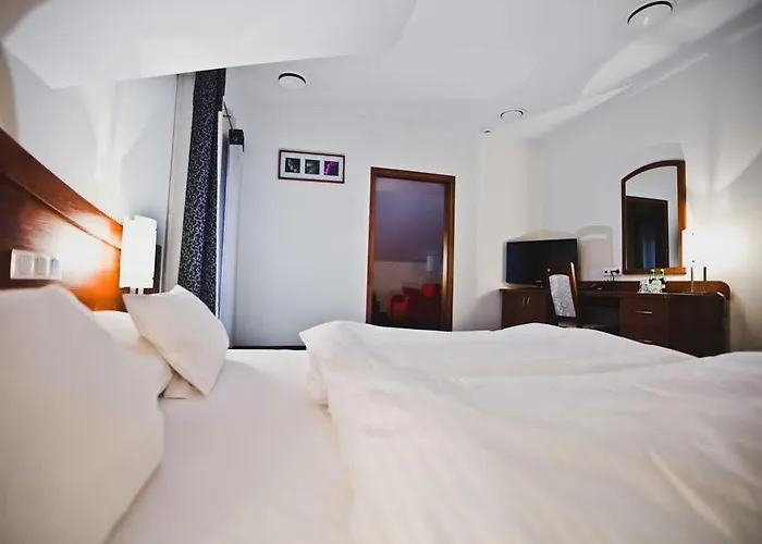 Parkhotel Lyson 4* אינוואלד